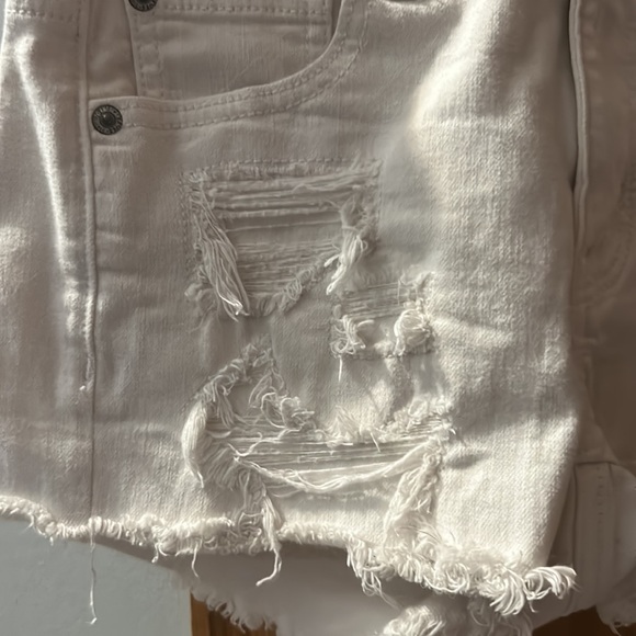 American Eagle Jean Shorts - Picture 2 of 4